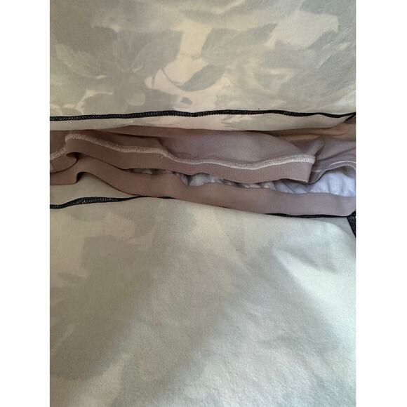 Lululemon Black White Floral Blokette Neck Workout Yoga Pilate Tank Top  Small - Picture 7 of 12